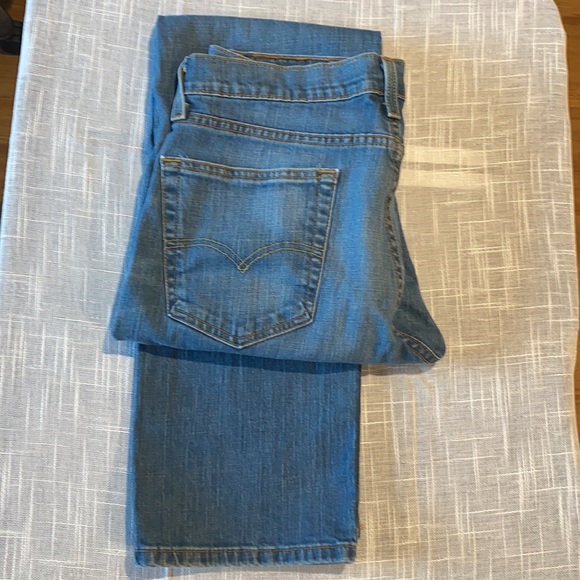 DONATED Levi Strauss & Co. 514 jeans - Picture 4 of 8